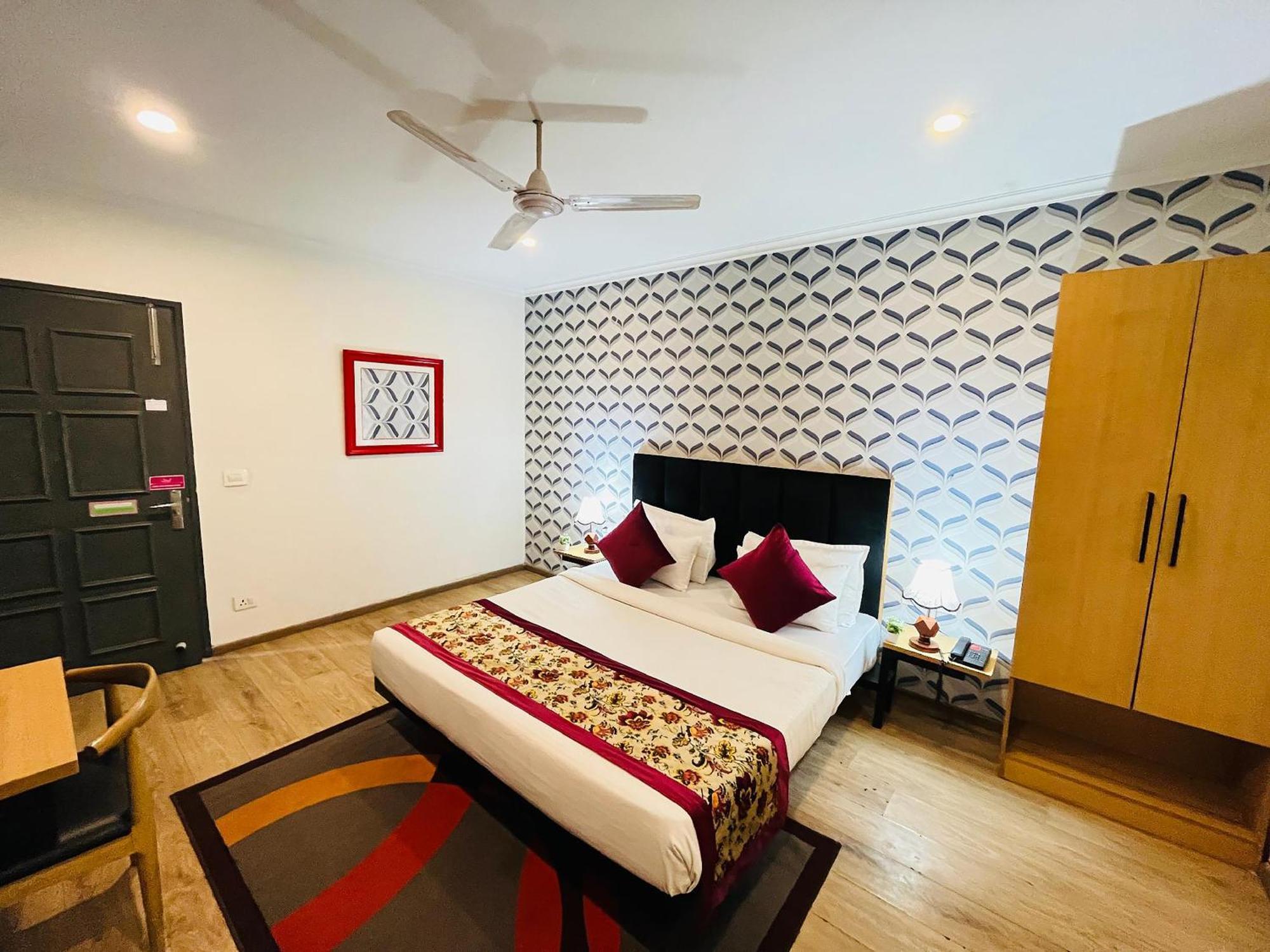 Qotel Hotel Chhatarpur - Oppsite Tivoli Garden New Delhi Extérieur photo